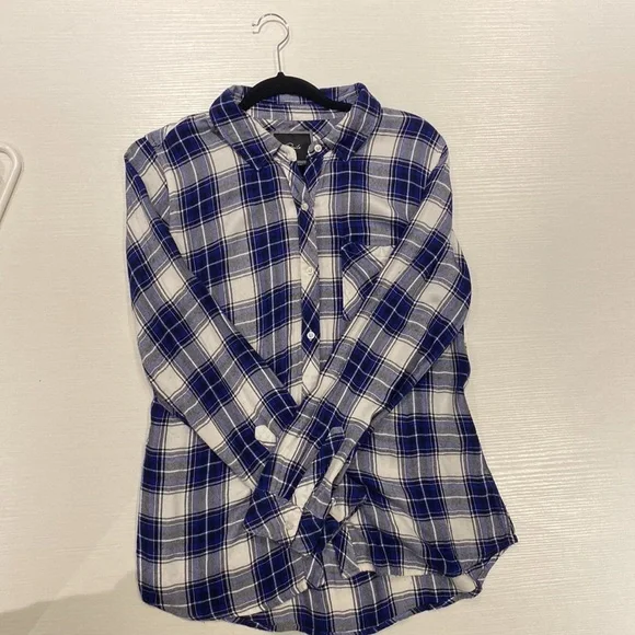 Rails check shirt.  Super soft. - Picture 4 of 5